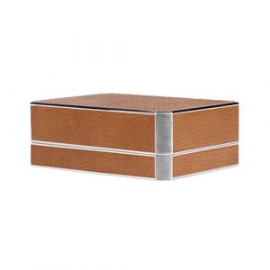 Jewellery box with square angle